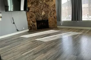 15974 Coronado Dr, Victorville, CA 92394 - Photo 7