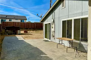 15974 Coronado Dr, Victorville, CA 92394 - Photo 39