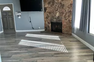 15974 Coronado Dr, Victorville, CA 92394 - Photo 11