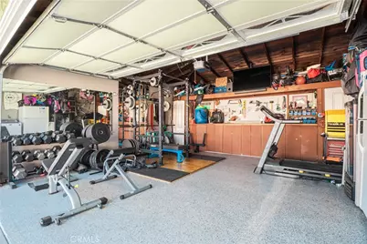 15705 Hayter Ave, Paramount, CA 90723 - Photo 39