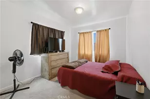 915 W Gage, Los Angeles, CA 90044 - Photo 17