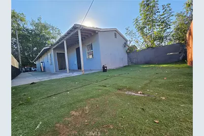 1555 E 107th, Los Angeles, CA 90002 - Photo 17