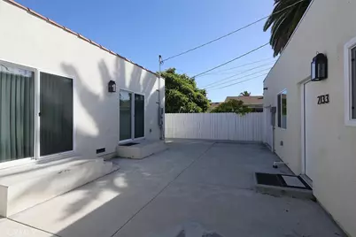 2131 2133 S Cloverdale, Los Angeles, CA 90016 - Photo 9