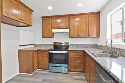 730 N Eucalyptus Ave #25, Inglewood, CA 90302 - Photo 1