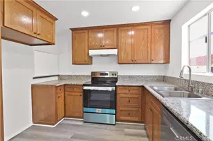 730 N Eucalyptus Ave, Inglewood, CA 90302 - Photo 1