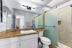 12162 Napoli Dr, Cerritos, CA 90703 - Photo 29