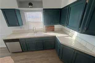 7704 River Mist Ave, Bakersfield, CA 93313 - Photo 15