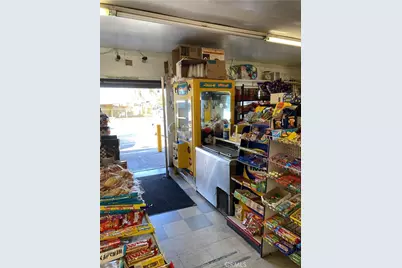 10201 S Vermont, Los Angeles, CA 90044 - Photo 5