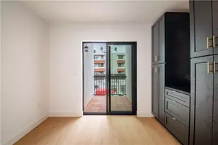 351 S Catalina, Los Angeles, CA 90020 - Photo 25