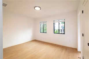351 S Catalina, Los Angeles, CA 90020 - Photo 19