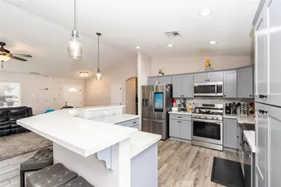 21044 Wisteria, Apple Valley, CA 92308 - Photo 15