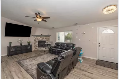 21044 Wisteria, Apple Valley, CA 92308 - Photo 11