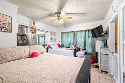 873 W Vernon, Los Angeles, CA 90037 - Photo 9