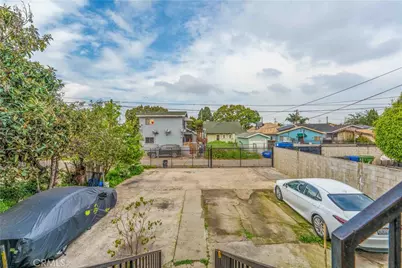 873 W Vernon, Los Angeles, CA 90037 - Photo 21