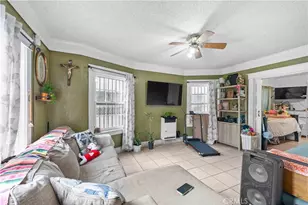 873 W Vernon, Los Angeles, CA 90037 - Photo 7