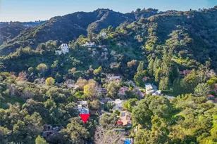 9860 Yoakum Dr, Beverly Hills, CA 90210 - Photo 33