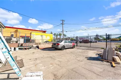 1614 W Mission, Pomona, CA 91766 - Photo 17