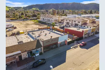 1614 W Mission, Pomona, CA 91766 - Photo 3