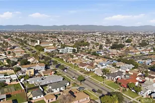 9716 S Van Ness, Los Angeles, CA 90047 - Photo 41