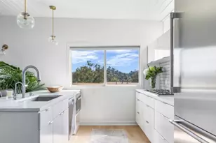 8656 Skyline, Los Angeles, CA 90046 - Photo 7