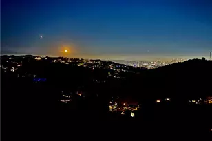 8656 Skyline, Los Angeles, CA 90046 - Photo 35