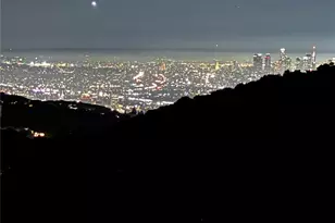 8656 Skyline, Los Angeles, CA 90046 - Photo 33