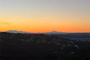 8656 Skyline, Los Angeles, CA 90046 - Photo 41