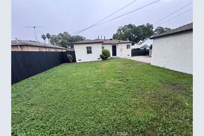 8109 Antwerp Street, Los Angeles, CA 90001 - Photo 39