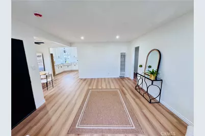 8109 Antwerp Street, Los Angeles, CA 90001 - Photo 23