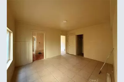 4257 San Pedro Place, Los Angeles, CA 90011 - Photo 5