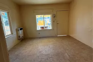 4257 San Pedro Pl, Los Angeles, CA 90011 - Photo 29