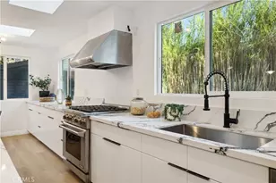 1290 E Woodbury, Pasadena, CA 91104 - Photo 25