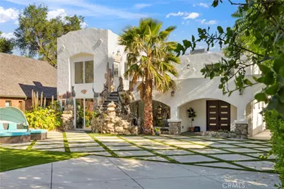 1290 E Woodbury, Pasadena, CA 91104 - Photo 1