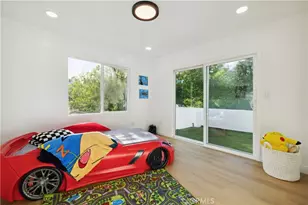 1290 E Woodbury, Pasadena, CA 91104 - Photo 41