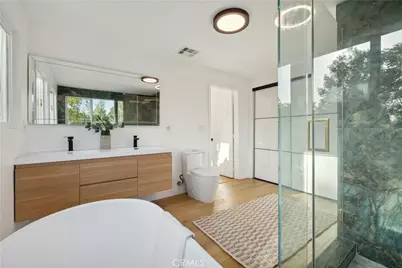 1290 E Woodbury, Pasadena, CA 91104 - Photo 53