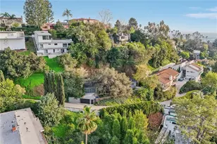 2252 Verde Oak, Los Angeles, CA 90068 - Photo 35