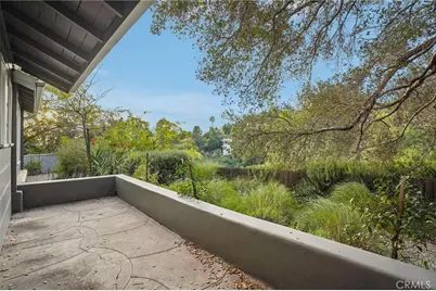 2252 Verde Oak, Los Angeles, CA 90068 - Photo 29