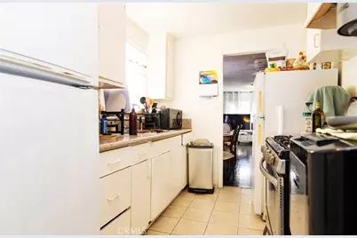 9814 Bandera, Los Angeles, CA 90002 - Photo 13