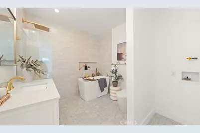 5449 S Victoria, Los Angeles, CA 90043 - Photo 21