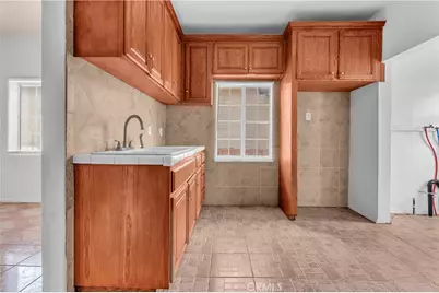 657 E 53rd, Los Angeles, CA 90011 - Photo 15