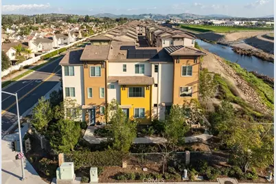 1038 Savi Dr #101, Corona, CA 92878 - Photo 29