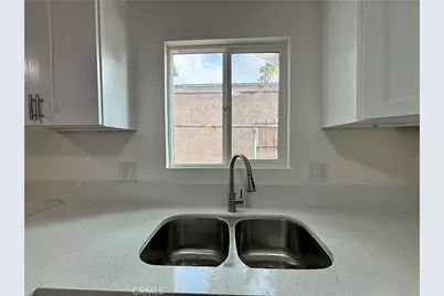 1705 E 111th Place, Los Angeles, CA 90059 - Photo 15