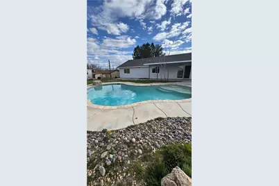 15352 Linden, Hesperia, CA 92345 - Photo 37