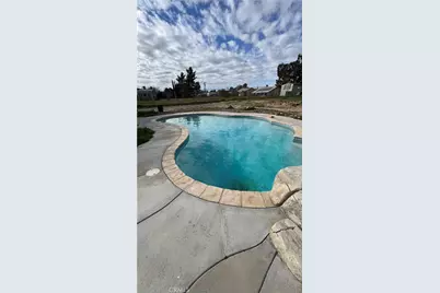 15352 Linden, Hesperia, CA 92345 - Photo 39