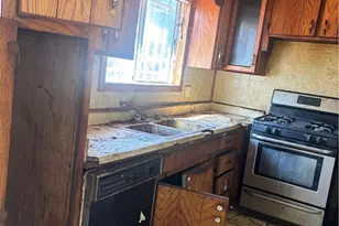 409 W Almond, Compton, CA 90220 - Photo 3