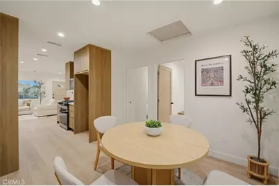 1111 W 98th Street, Los Angeles, CA 90044 - Photo 15