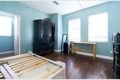 276 Cambria, Carson, CA 90745 - Photo 25