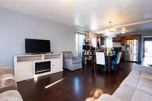 1215 E 91st, Los Angeles, CA 90002 - Photo 7