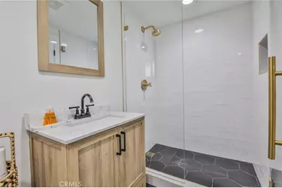 9145 Raviller Drive, Downey, CA 90240 - Photo 33