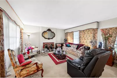 11803 Chanera Avenue, Hawthorne, CA 90250 - Photo 7